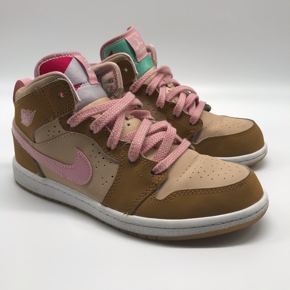 jordan 1 lola bunny